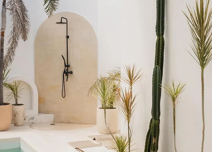 Casa vacanze Gisela With Private Pool Pabean Buleleng